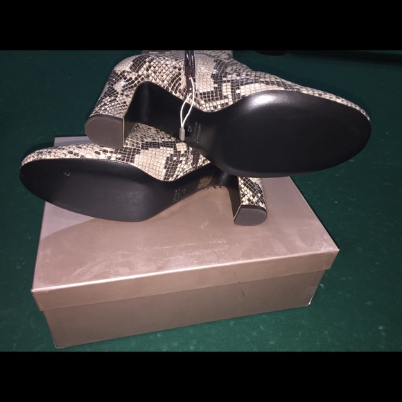 ANDREA CATINI LEATHER SNAKESKIN PRINT BOOTS SZ 40 - Picture 5 of 6